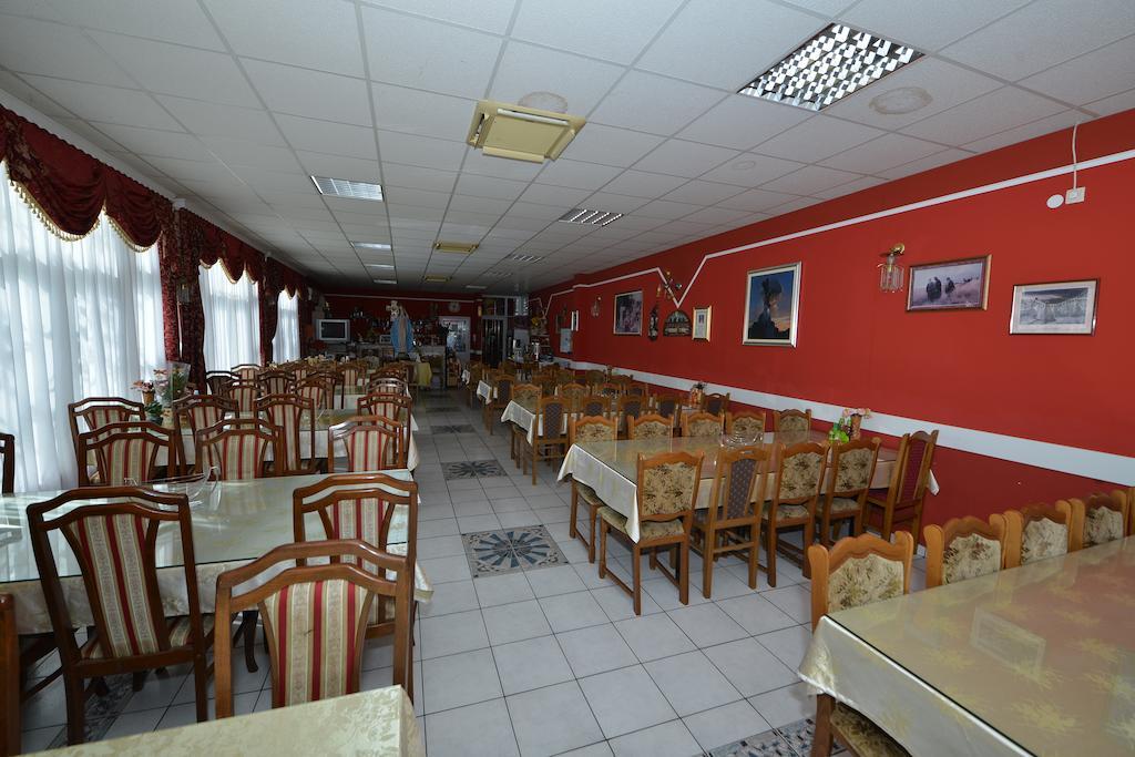 Hotel Matal Medjugorje Ngoại thất bức ảnh